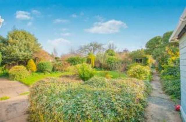  Image of 3 bedroom Bungalow for sale in Linden Way Boston PE21 at Boston Lincolnshire Boston, PE21 9DS