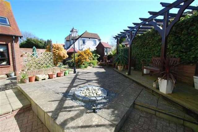  Image of 4 bedroom Detached house for sale in Links Crescent Skegness PE25 at Skegness, PE25 3AF