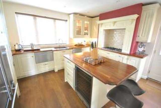  Image of 4 bedroom Detached house to rent in Little Roodee Hawarden Deeside CH5 at Little Roodee Hawarden Deeside, CH5 3PU