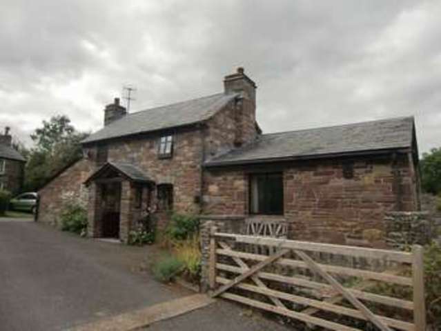  Image of 3 bedroom Detached house to rent in Llangynidr Crickhowell NP8 at Llangynidr Crickhowell, NP8 1NR