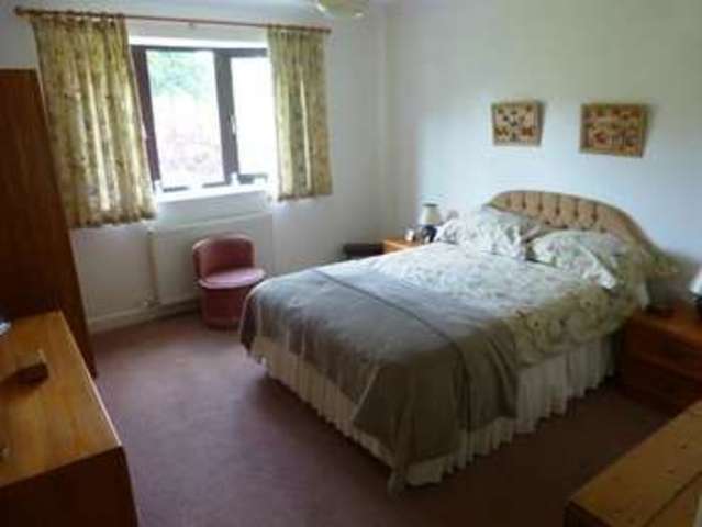  Image of 3 bedroom Bungalow for sale in Clynderwen SA66 at Clynderwen Pembrokeshire Clynderwen, SA66 7NJ