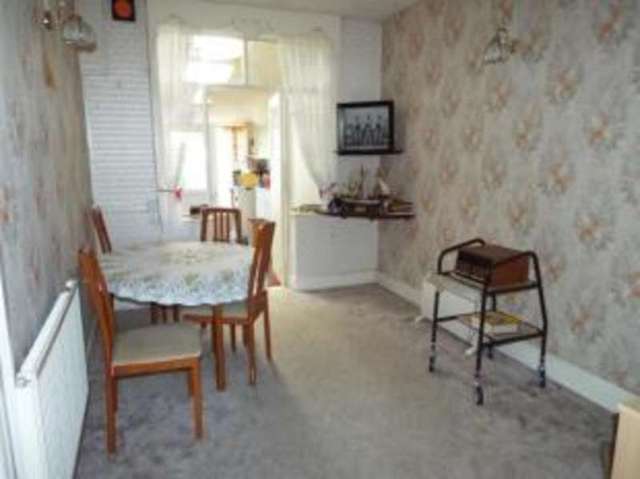  Image of 3 bedroom Bungalow for sale in Elm Tree Road Locking Weston-super-Mare BS24 at Locking Weston-super-Mare Locking, BS24 8EL