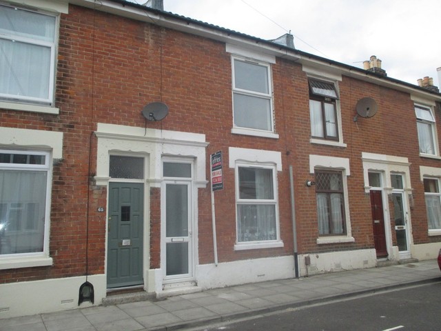  Image of 2 bedroom Terraced house for sale in Londesborough Road Southsea PO4 at Londesborough Road  Southsea, PO4 0EU