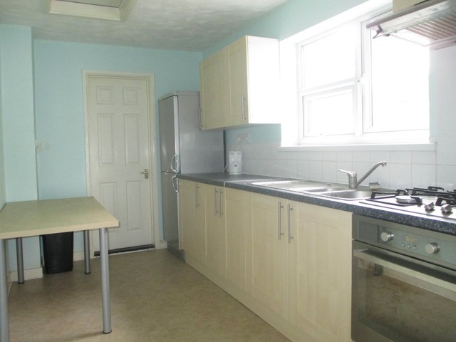  Image of 2 bedroom Terraced house for sale in Londesborough Road Southsea PO4 at Londesborough Road  Southsea, PO4 0EU
