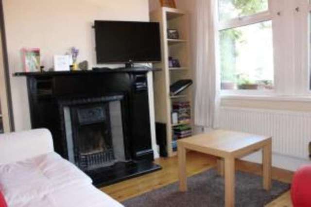  Image of 2 bedroom End of Terrace for sale in Boxley Street London E16 at London  Silvertown, E16 2AN