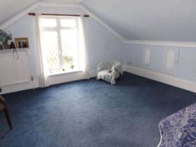  Image of 4 bedroom Bungalow for sale in London Road Aston Clinton Aylesbury HP22 at Aston Clinton Aylesbury Buckland, HP22 5LB