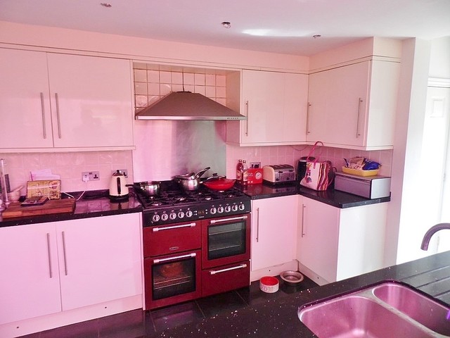 Image of 3 bedroom Detached house for sale in London Road Waterlooville PO7 at London Road  Waterlooville, PO7 5SP