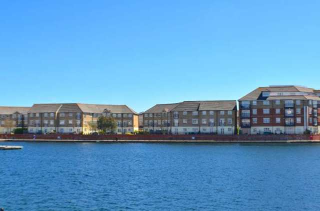  Image of 1 bedroom Flat for sale in Long Beach View Eastbourne BN23 at Long Beach View  Eastbourne, BN23 5NB