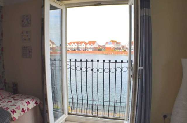  Image of 1 bedroom Flat for sale in Long Beach View Eastbourne BN23 at Long Beach View  Eastbourne, BN23 5NB