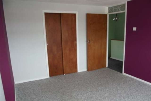 Image of 3 bedroom Terraced house to rent in Longfield Road Dover CT17 at Dover, CT17 9QP