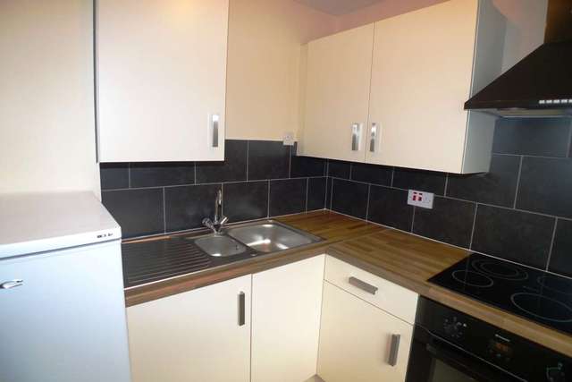 Image of 1 bedroom Flat to rent in Longlands Road Sidcup DA15 at Longlands Road  Sidcup, DA15 7LG