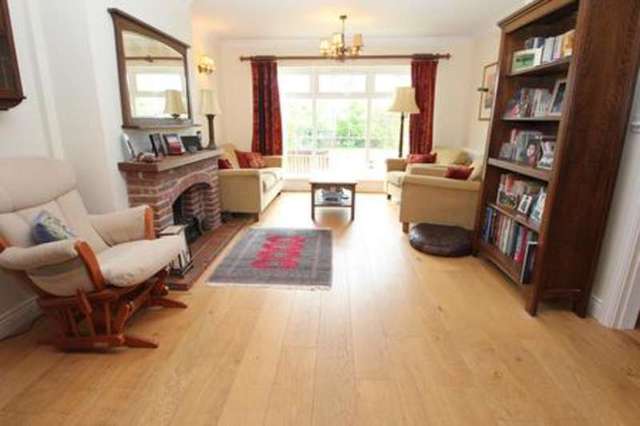  Image of 5 bedroom Detached house to rent in Longleat Close Westbury-on-Trym Bristol BS9 at Henleaze Bristol Bristol, BS9 4LP