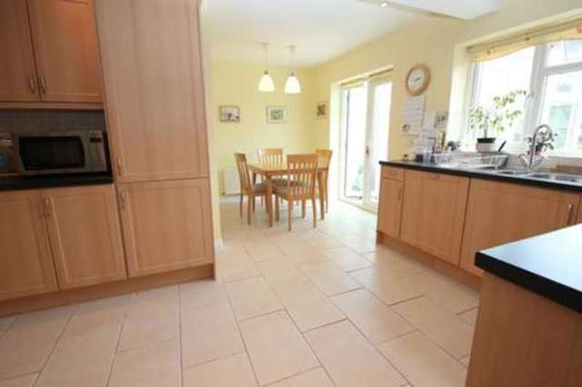  Image of 5 bedroom Detached house to rent in Longleat Close Westbury-on-Trym Bristol BS9 at Henleaze Bristol Bristol, BS9 4LP