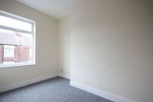 Image of 3 bedroom Terraced house for sale in Lorraine Street Hull HU8 at Lorraine Street  Hull, HU8 8EG