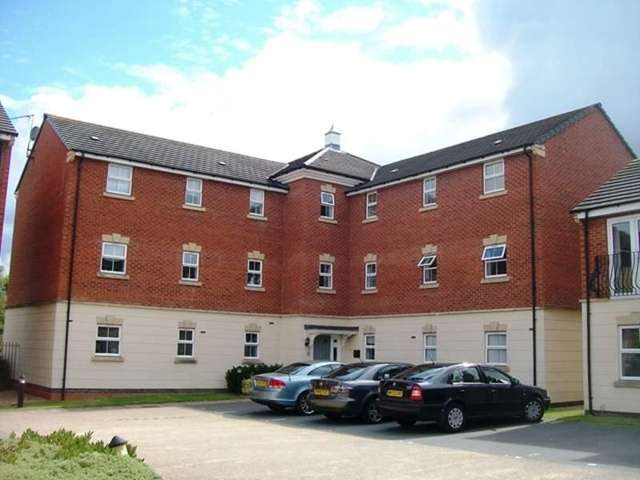  Image of 2 bedroom Apartment to rent in Loughland Close Blaby Leicester LE8 at Loughland Close Blaby Leicester, LE8 4PB