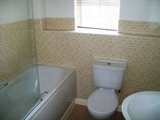  Image of 2 bedroom Apartment to rent in Loughland Close Blaby Leicester LE8 at Loughland Close Blaby Leicester, LE8 4PB