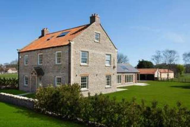  Image of 4 bedroom Detached house for sale in Carr Lane Brompton-by-Sawdon Scarborough YO13 at Carr Lane Brompton-by-Sawdon Scarborough, YO13 9DH