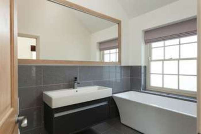  Image of 4 bedroom Detached house for sale in Carr Lane Brompton-by-Sawdon Scarborough YO13 at Carr Lane Brompton-by-Sawdon Scarborough, YO13 9DH