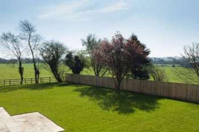  Image of 4 bedroom Detached house for sale in Carr Lane Brompton-by-Sawdon Scarborough YO13 at Carr Lane Brompton-by-Sawdon Scarborough, YO13 9DH