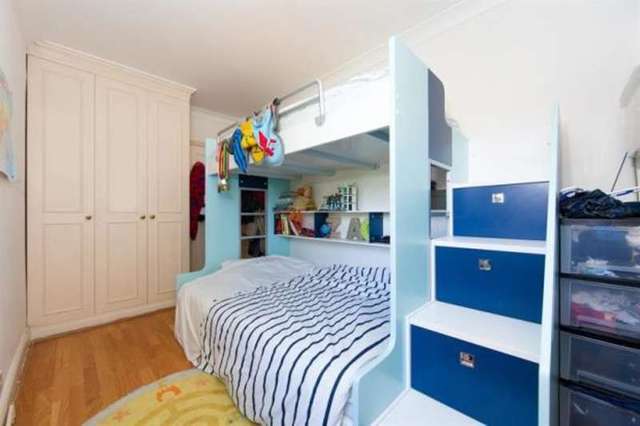  Image of 3 bedroom Flat for sale in Lower Sloane Street London SW1W at London  Sloane Square, SW1W 8BP
