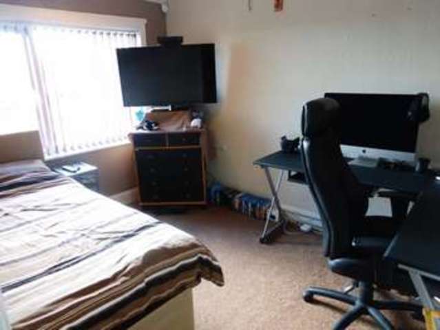  Image of 3 bedroom Semi-Detached house for sale in Enstone Road Lowestoft NR33 at Enstone Road  Lowestoft, NR33 0NE