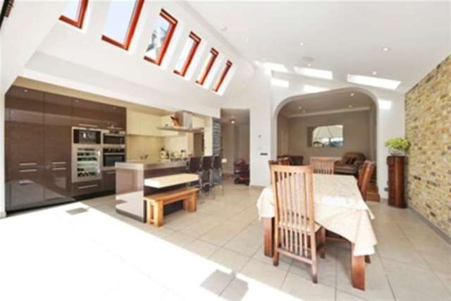  Image of 5 bedroom Detached house to rent in Loxley Road London SW18 at London, SW18 3LL