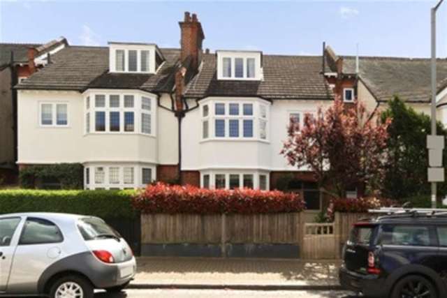  Image of 5 bedroom Detached house to rent in Loxley Road London SW18 at London, SW18 3LL