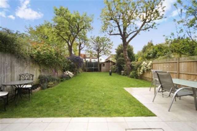  Image of 5 bedroom Detached house to rent in Loxley Road London SW18 at London, SW18 3LL