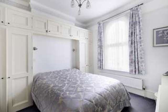  Image of 6 bedroom Detached house for sale in Madeira Avenue Worthing BN11 at Madeira Avenue  Worthing, BN11 2AX
