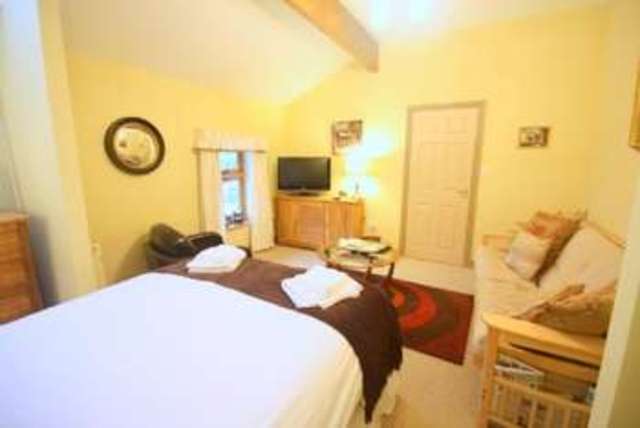  Image of 2 bedroom Terraced house to rent in Maer Newcastle-under-Lyme ST5 at Maer Maer Newcastle, ST5 5EF
