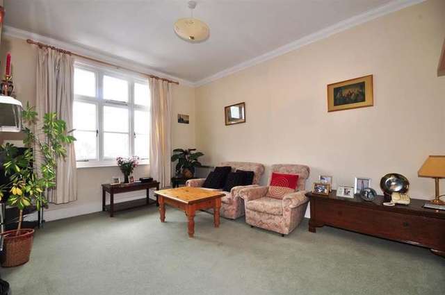  Image of 1 bedroom Flat for sale in Maidstone Road Horsmonden Tonbridge TN12 at Horsmonden Kent Horsmonden, TN12 8JJ