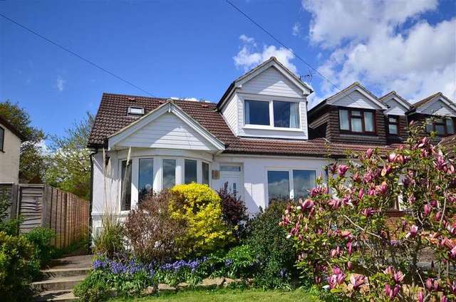  Image of 3 bedroom Bungalow for sale in Maidstone Road Rainham Gillingham ME8 at Rainham Gillingham Gillingham, ME8 0HH