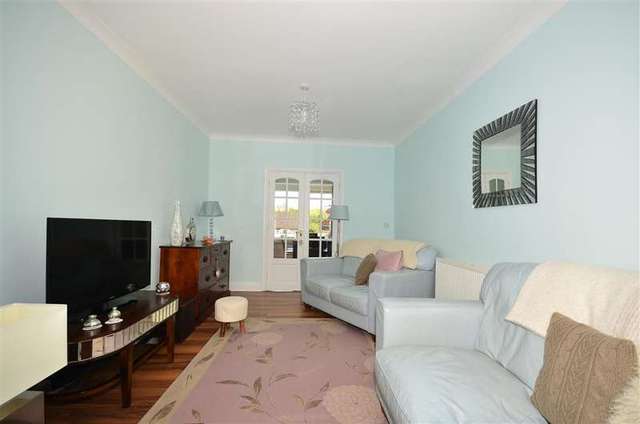  Image of 3 bedroom Bungalow for sale in Maidstone Road Rainham Gillingham ME8 at Rainham Gillingham Gillingham, ME8 0HH