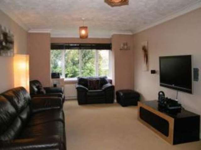  Image of 2 bedroom Flat for sale in Main Road Biggin Hill Westerham TN16 at Biggin Hill Westerham Biggin Hill, TN16 3JY