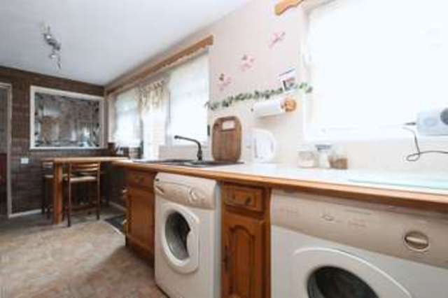  Image of 4 bedroom Detached house for sale in Main Road Bilton Hull HU11 at Main Road Bilton Hull, HU11 4DX