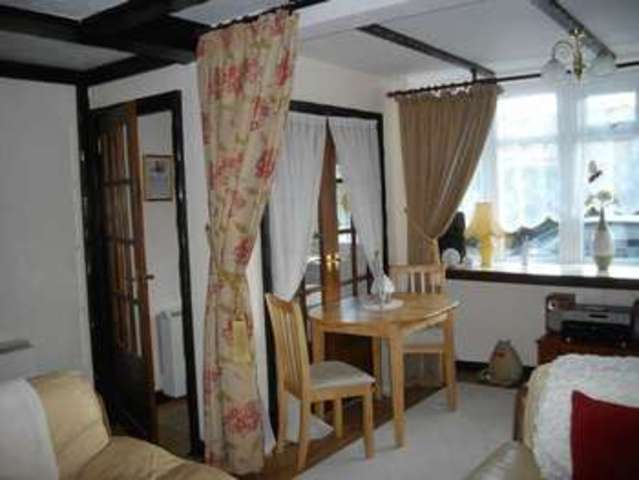  Image of 2 bedroom Property for sale in Main Street Thornton Curtis Ulceby DN39 at 4 Main Street Thornton Curtis Ulceby, DN39 6XW