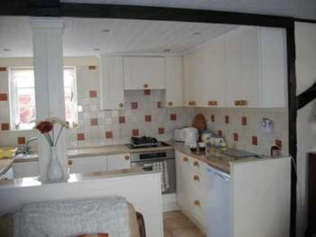  Image of 2 bedroom Property for sale in Main Street Thornton Curtis Ulceby DN39 at 4 Main Street Thornton Curtis Ulceby, DN39 6XW