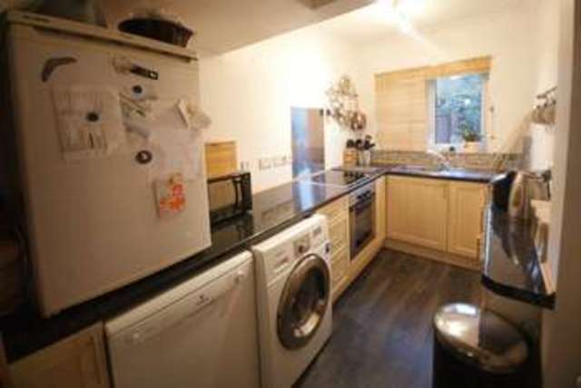  Image of 3 bedroom Semi-Detached house to rent in Manor Avenue Littleover Derby DE23 at Manor Avenue  Derby, DE23 6EB