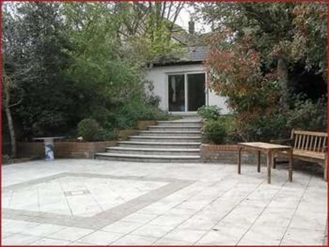  Image of 4 bedroom Detached house for sale in Manor Road Barnet EN5 at Manor Road  HIGH BARNET, EN5 2LE