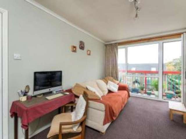  Image of 2 bedroom Flat for sale in Manor Road Keyworth Nottingham NG12 at Keyworth Nottingham Keyworth, NG12 5LR