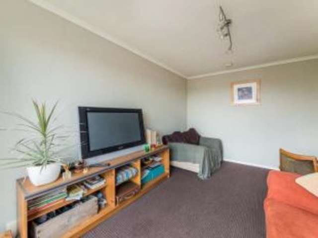  Image of 2 bedroom Flat for sale in Manor Road Keyworth Nottingham NG12 at Keyworth Nottingham Keyworth, NG12 5LR