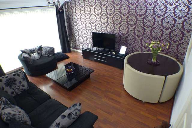 Image of 2 bedroom Flat for sale in Manor Road Sidcup DA15 at Manor Road  Sidcup, DA15 7HU