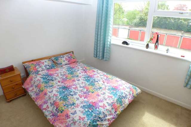  Image of 2 bedroom Flat for sale in Manor Road Sidcup DA15 at Manor Road  Sidcup, DA15 7HU