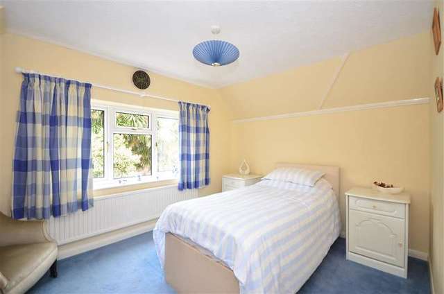  Image of 4 bedroom Detached house for sale in Manston Road Manston Ramsgate CT12 at Manston Ramsgate Ramsgate, CT12 5BE