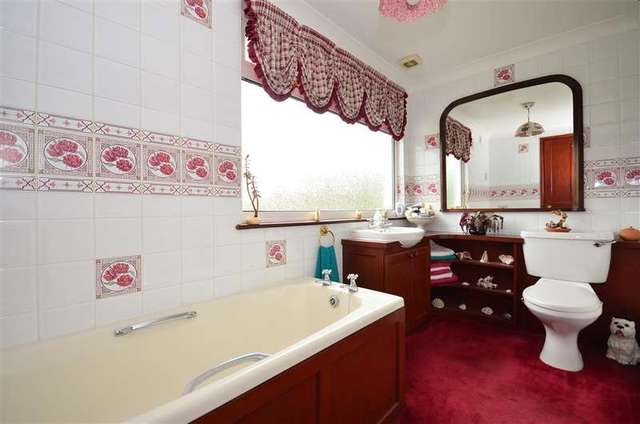  Image of 4 bedroom Detached house for sale in Manston Road Manston Ramsgate CT12 at Manston Ramsgate Ramsgate, CT12 5BE