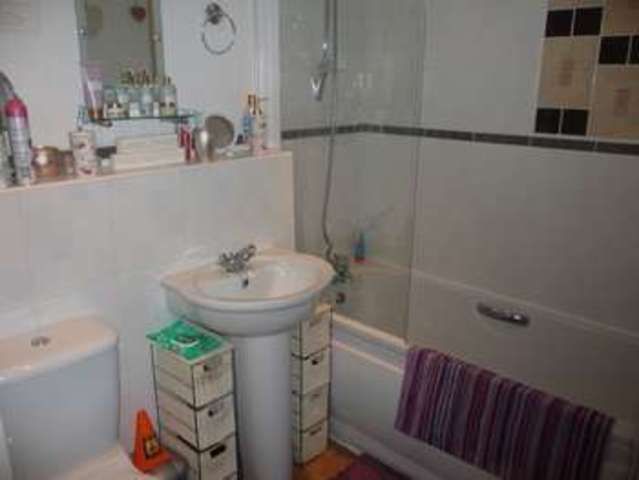  Image of 2 bedroom Property for sale in Marbeck Close Swindon SN25 at Marbeck Close Redhouse Swindon, SN25 2LT