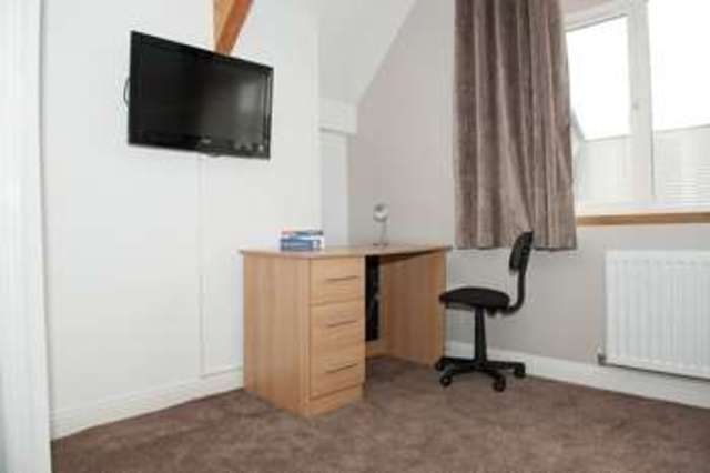  Image of 1 bedroom Terraced house to rent in Marshall Terrace Durham DH1 at Marshall Terrace  Durham, DH1 2HT