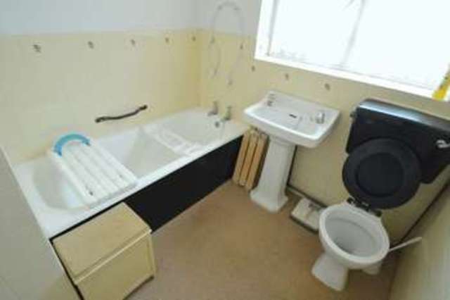  Image of 2 bedroom Detached house for sale in Mason Road Redditch B97 at Mason Road Headless Cross Redditch, B97 5DG