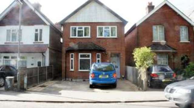  Image of 3 bedroom Detached house to rent in Maybury Road Woking GU21 at Maybury Road  Woking, GU21 5JL