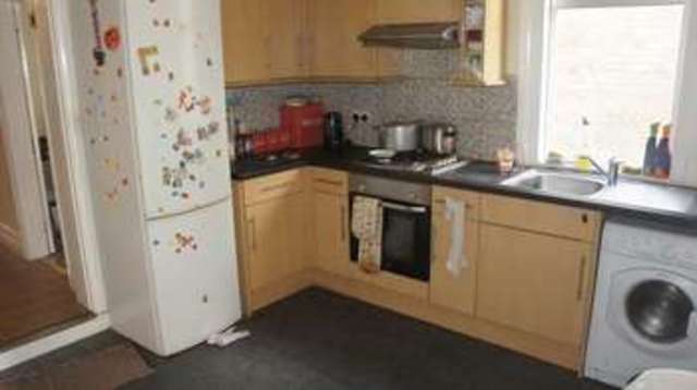  Image of 3 bedroom Detached house to rent in Maybury Road Woking GU21 at Maybury Road  Woking, GU21 5JL